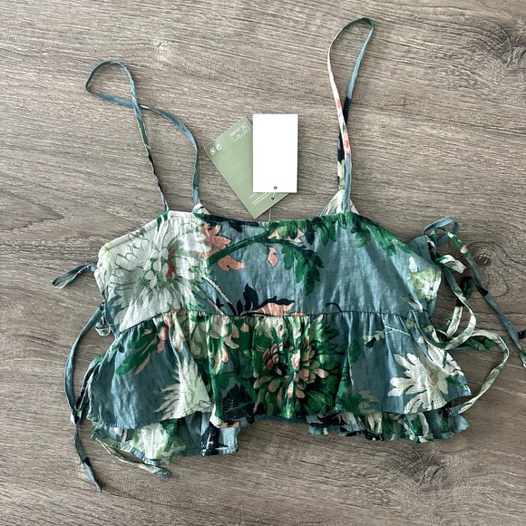 *NWT* H&M Cute Floral Crop Top w/ Side Ties - Picture 3 of 6